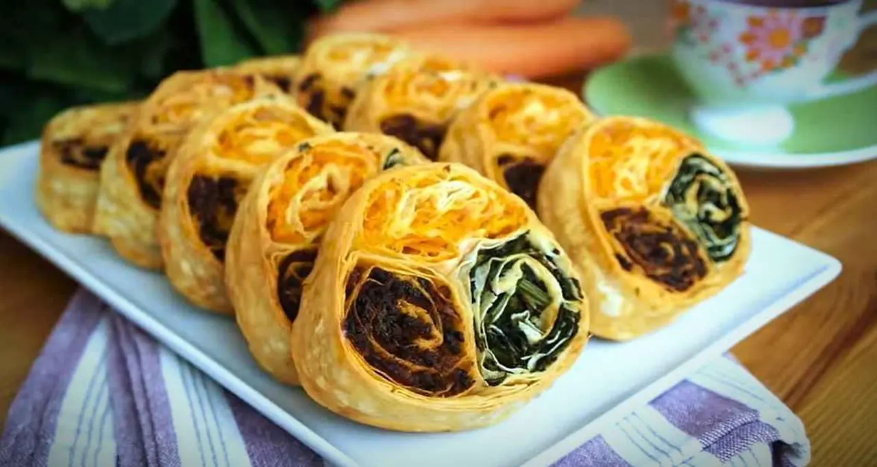 Üç Renkli Börek Tarifi